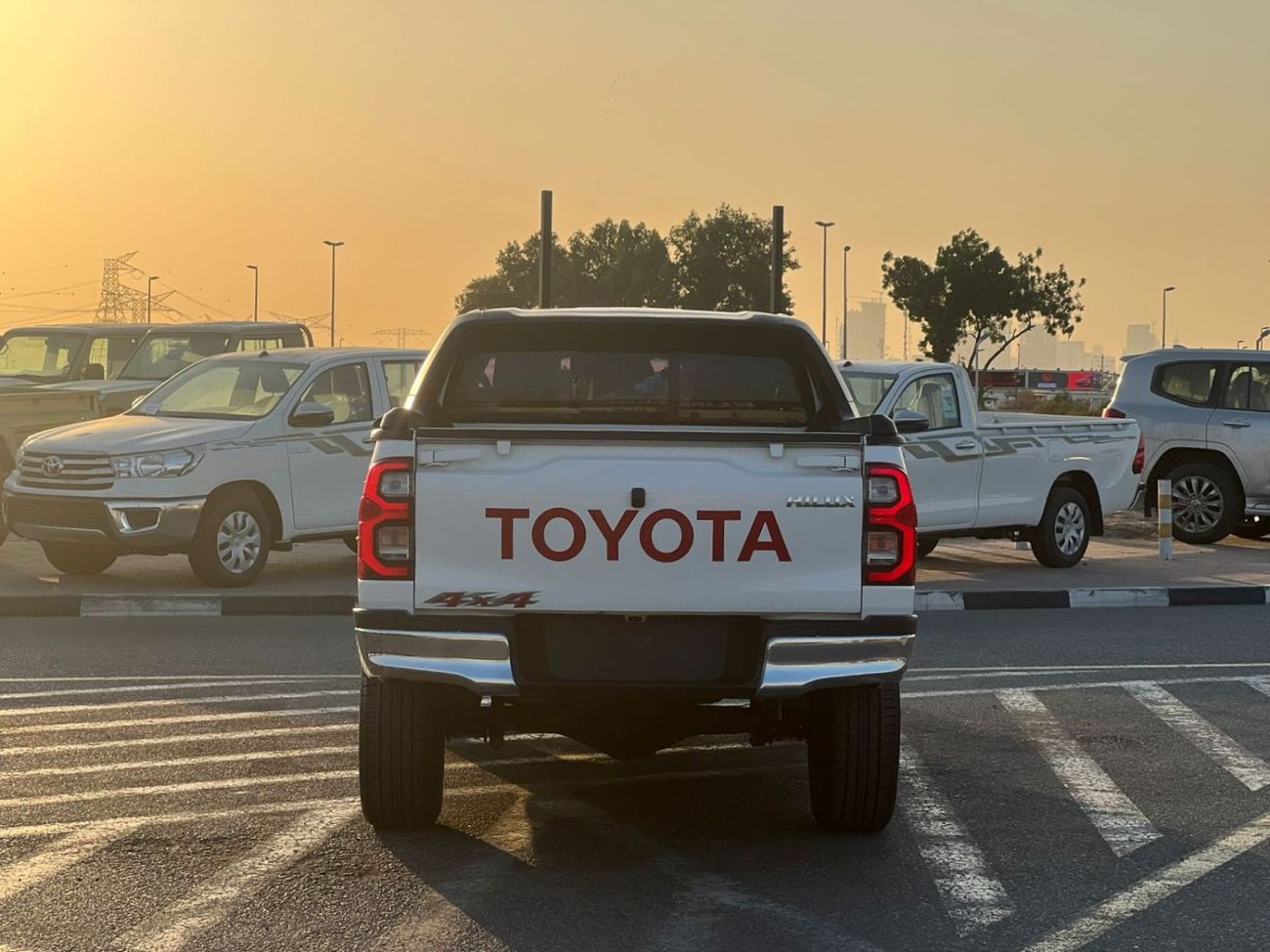 تويوتا هيلوكس 