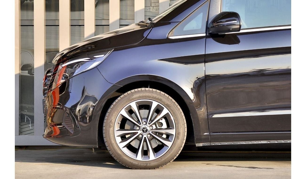 مرسيدس بنز V 300 Avantgarde+ Extra Long/2025/GCC/2 Years Local Warranty