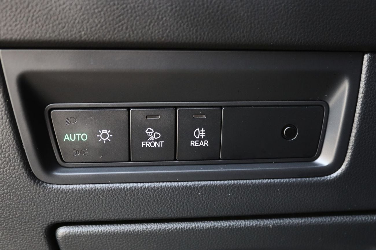 Volkswagen Touareg ATMOSPHERE HIGHLINE - FULL OPTION - FULL SERVICE HISTORY FROM DEALER - ORIGINAL PAINT - BRAND NEW CO
