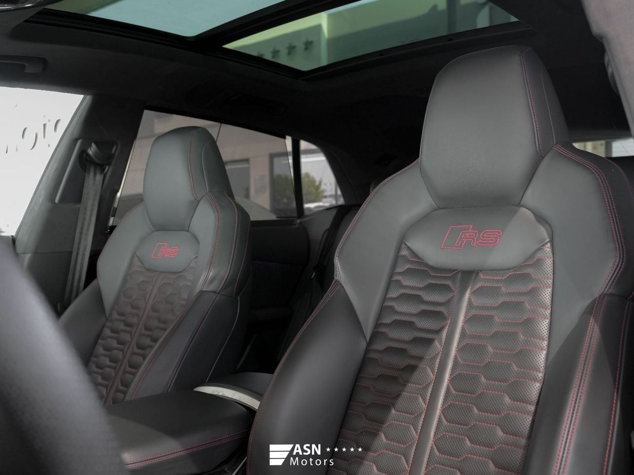 Audi RSQ8