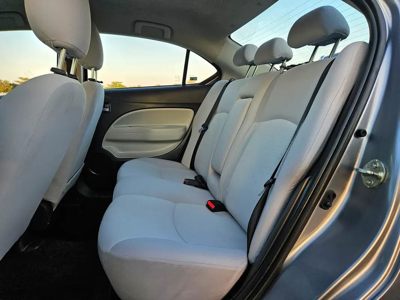 ميتسوبيشي اتراج GLX Medium Line | GCC Specs | Economical Reliable Family Sedan
