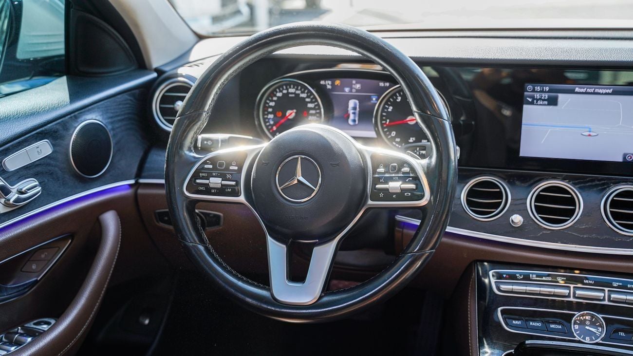 مرسيدس بنز E300 AVANTGARDE SPORT
