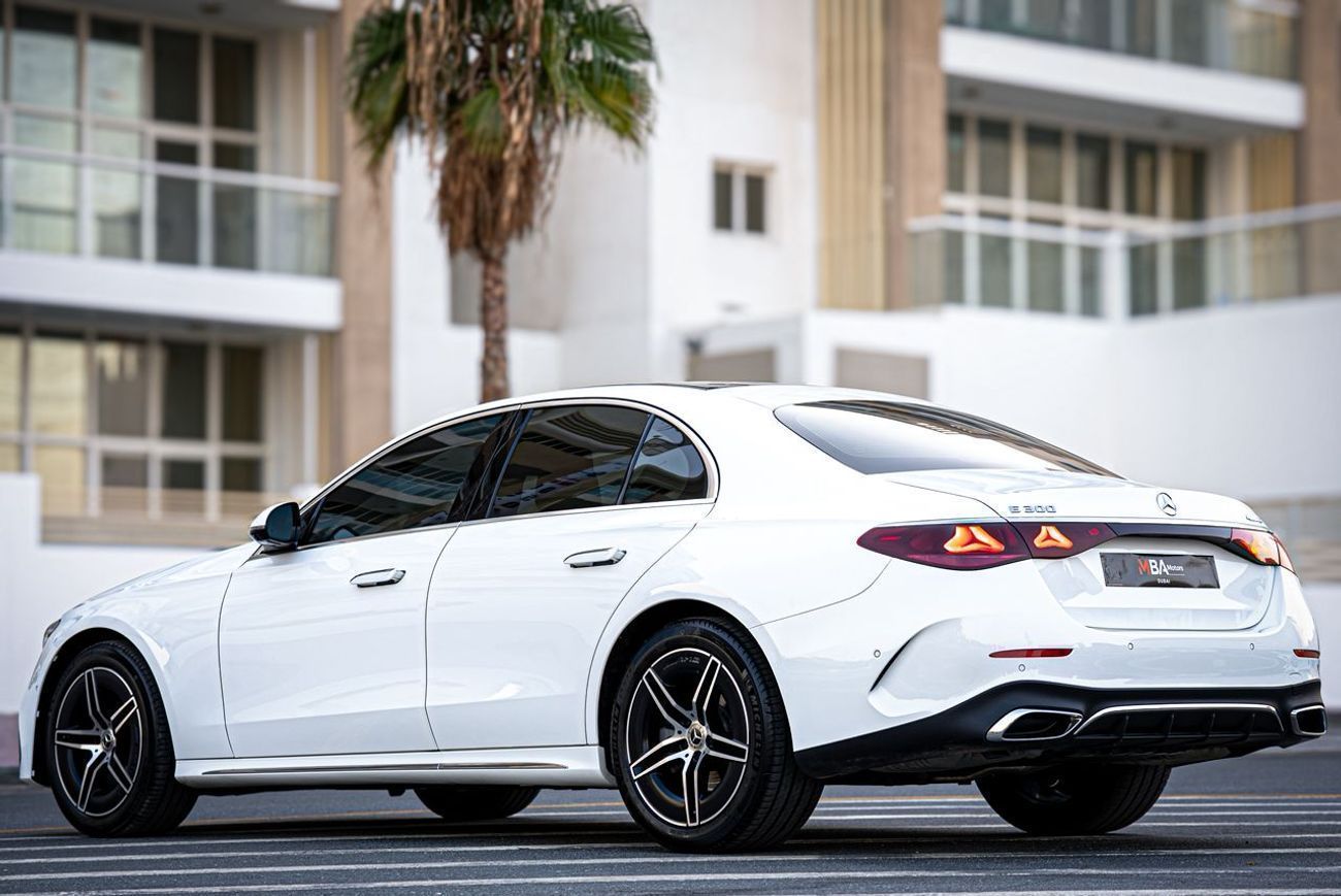 مرسيدس بنز E300