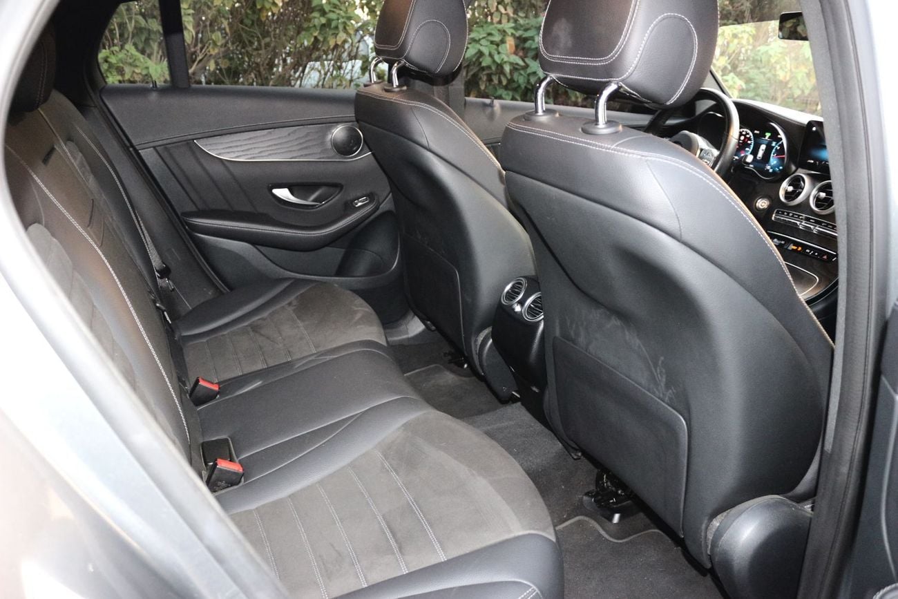 Mercedes Benz GLC 300 AMG MERCEDES GLC 200 4MATIC EQBOOST MILD HYBRID 2022 EUROP SPACE