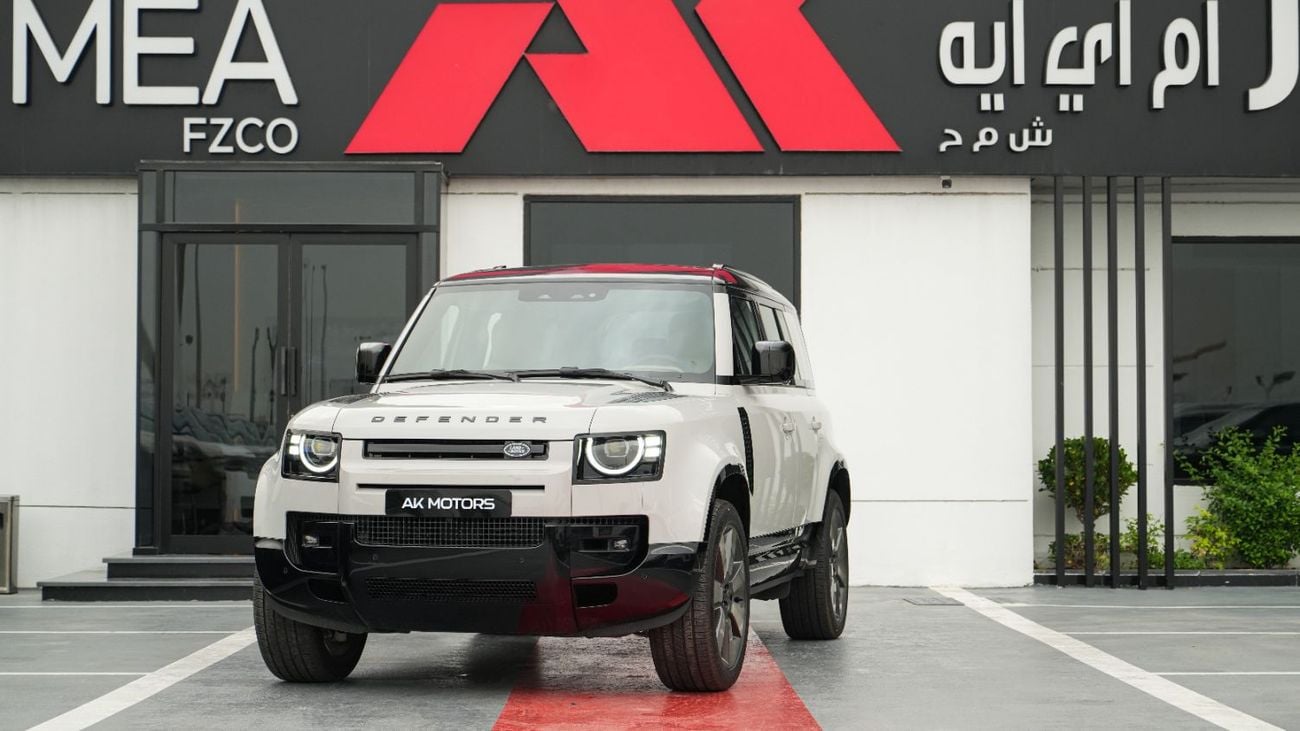 لاند روفر ديفندر P400 X-Dynamic HSE Borasco Grey 2026MY Export Only