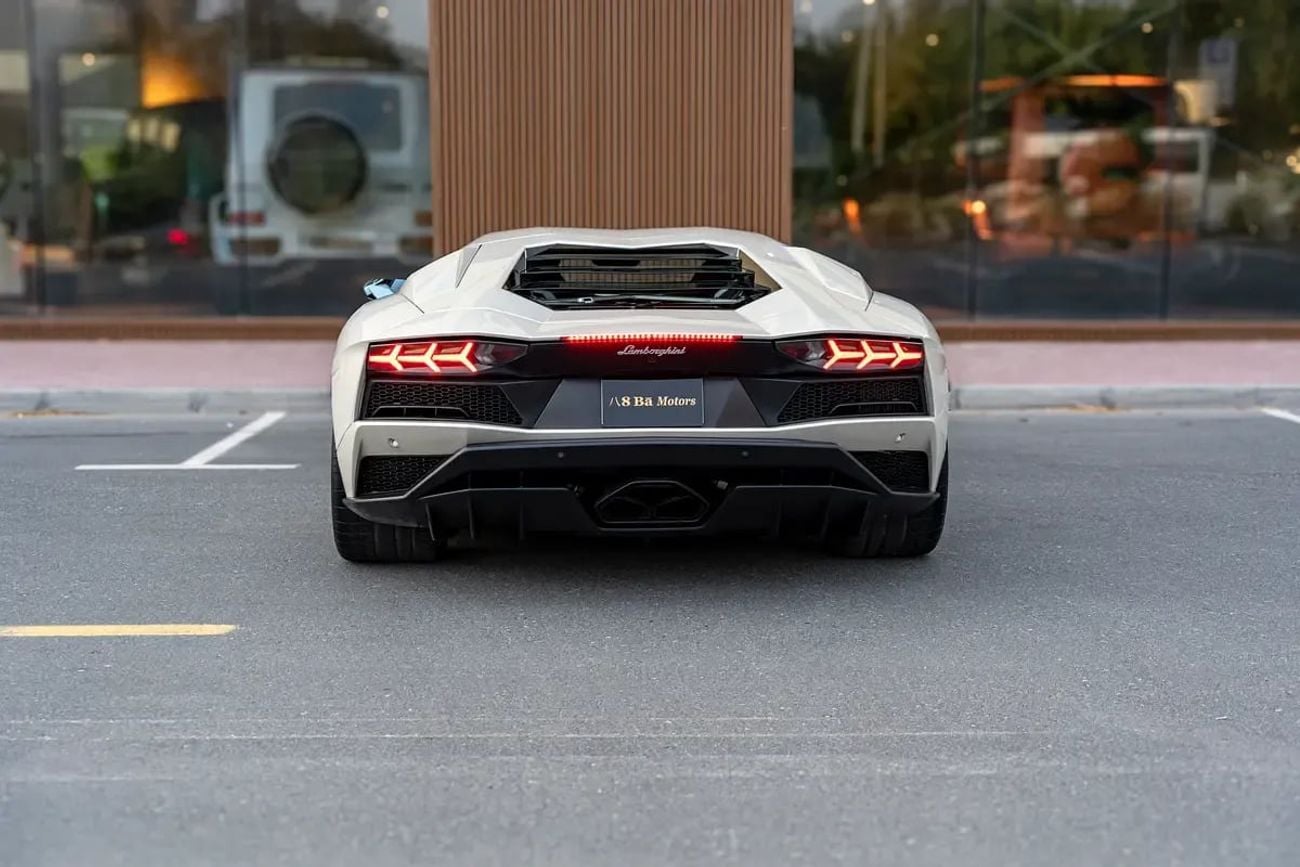 Lamborghini Aventador Lamborghini Aventador 2017