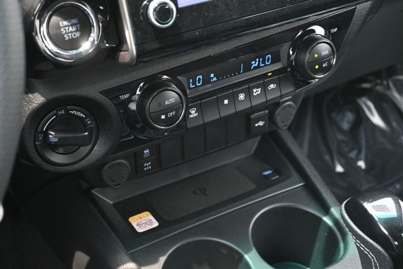 تويوتا هيلوكس GR Sport 2.8L Toyota Hilux GR-Sport 2.8L Diesel 4WD Pickup, Model 2024, Color White (Export Price)