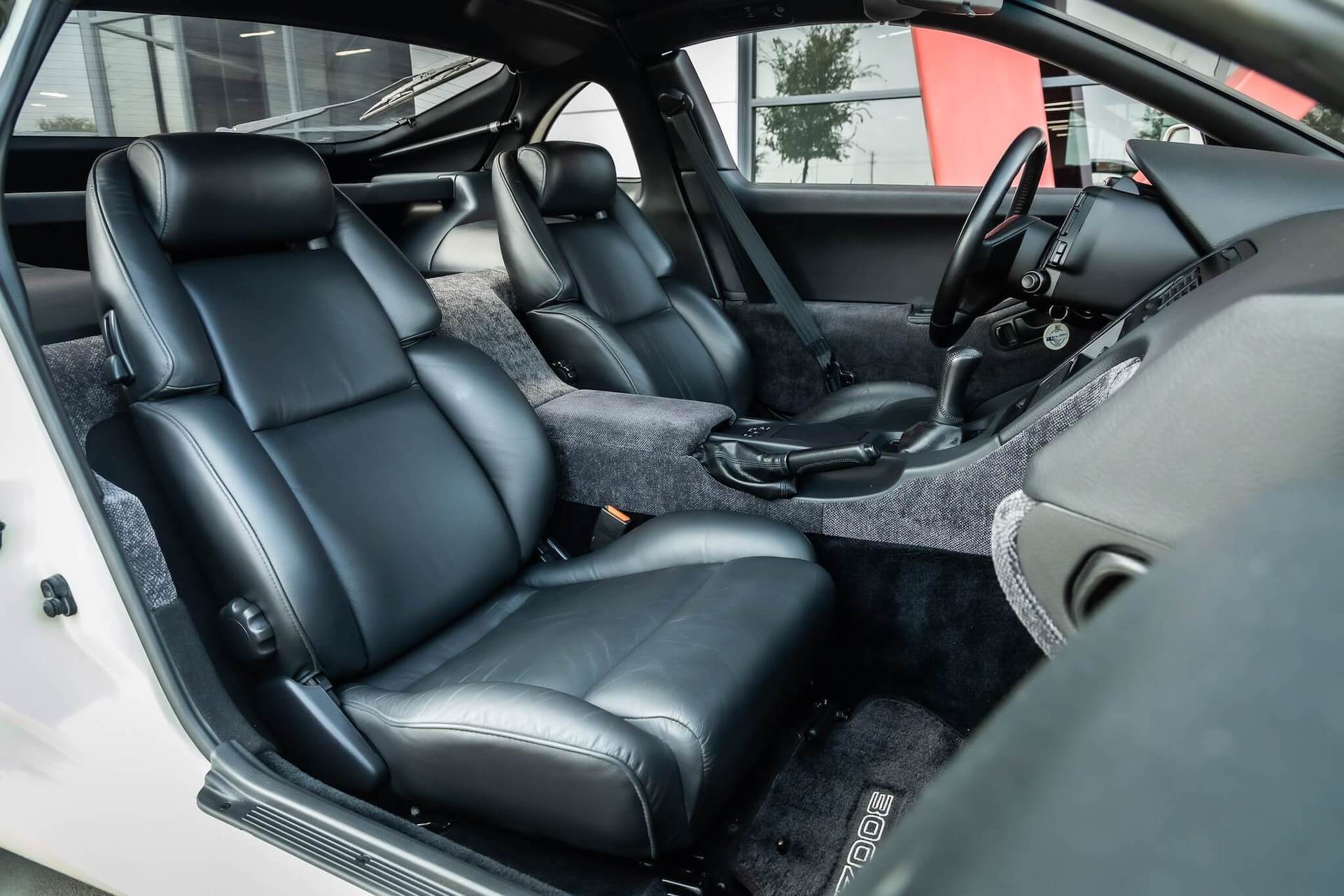 Nissan 300 ZX interior - Seats