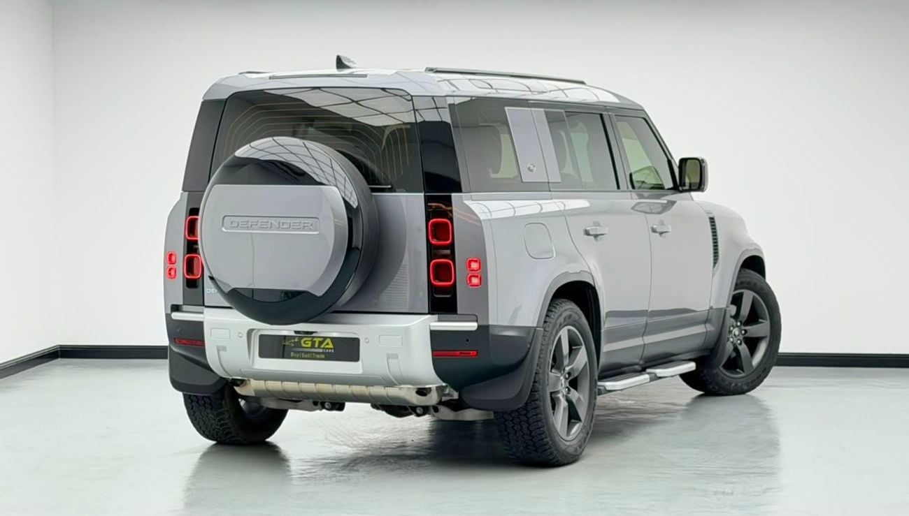 لاند روفر ديفندر 110 2024 Land Rover Defender 110 SE P300, Sept/2029 Warranty, Nov/2029 Service Package, Full Service His