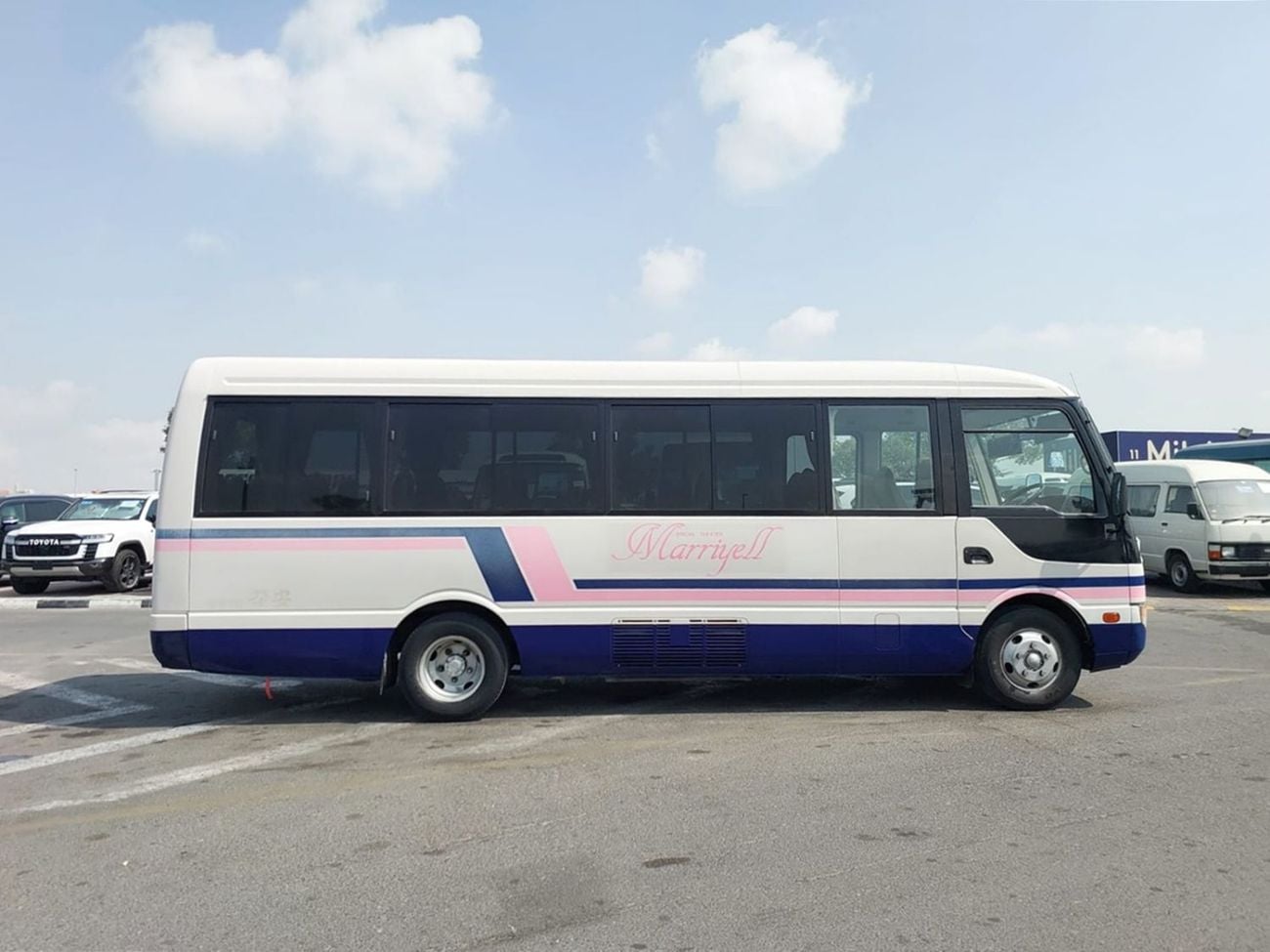 ميتسوبيشي روزا (RAMADAN OFFER) MITSUBISHI ROSA BUS RHD 2004 MODEL 4.9 L DIESEL MANUAL(PM00020)