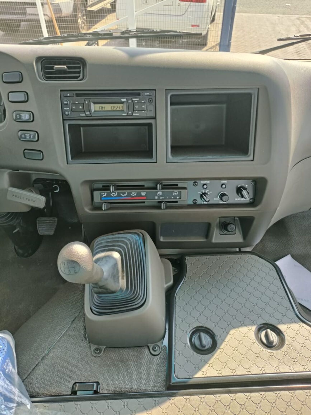 ميتسوبيشي روزا MITSUBISHI FUSO ROSA HIGH ROOF 33-SEATER M/T, 2025