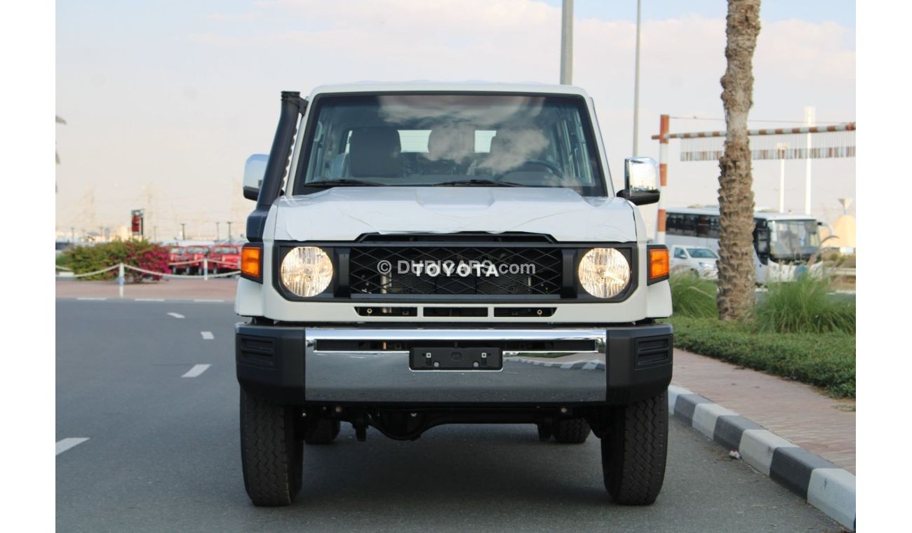 Toyota Land Cruiser 70 TOYOTA LANDCRUISER 76 4.5L V8 DIESEL E GRADE MANUAL