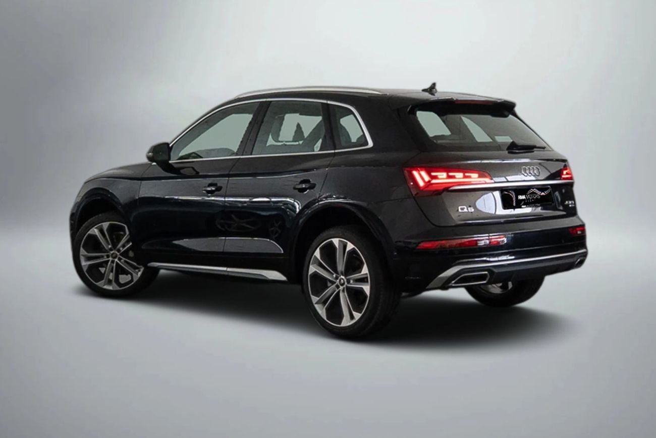أودي Q5 45 TFSI quattro S Line 2.0L (245 HP) SUV