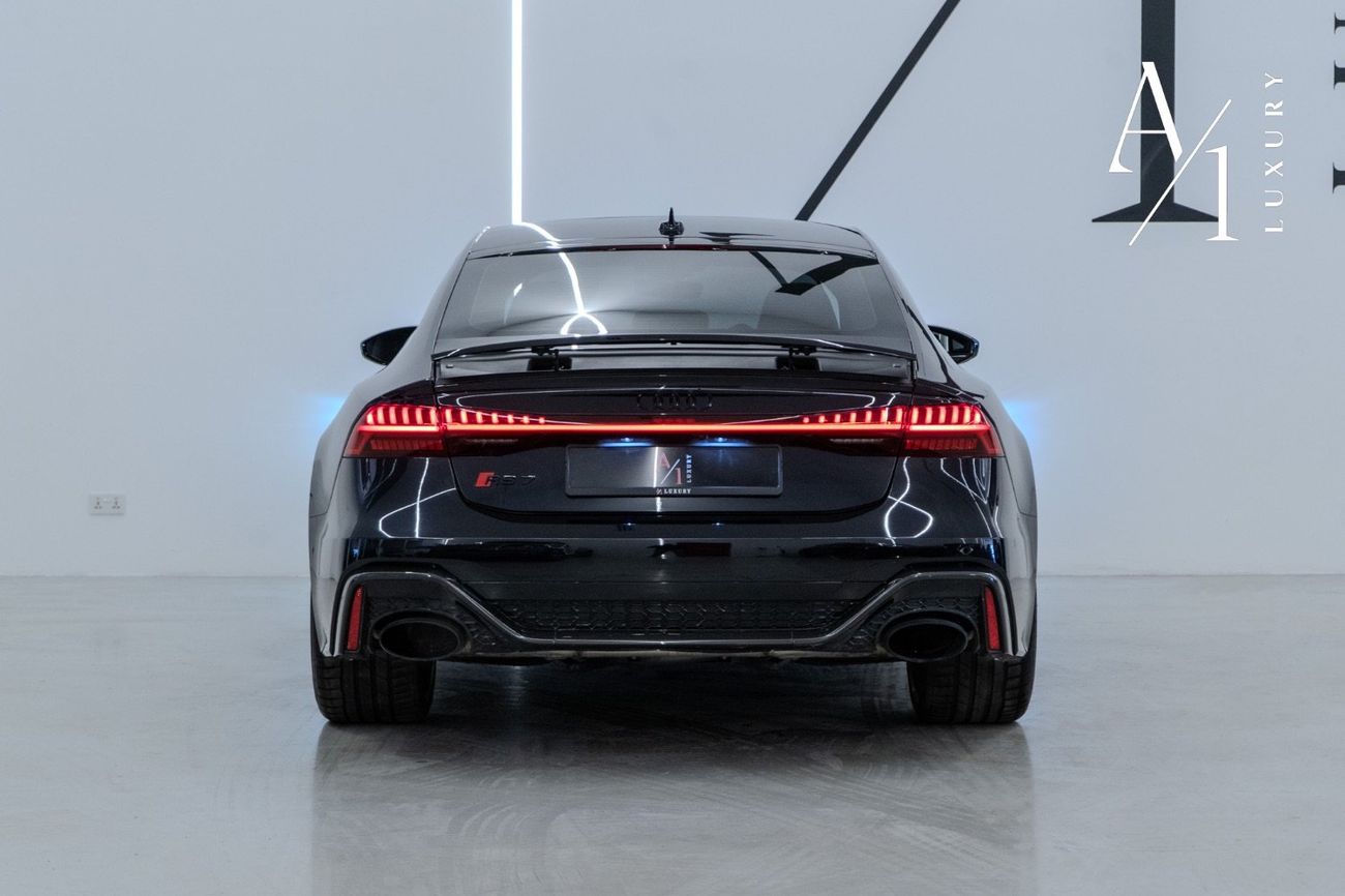 Audi RS7 quattro 4.0L 2022 Audi RS7 Quattro, Comes With Warranty, Full Service History, Excellent Condition, 