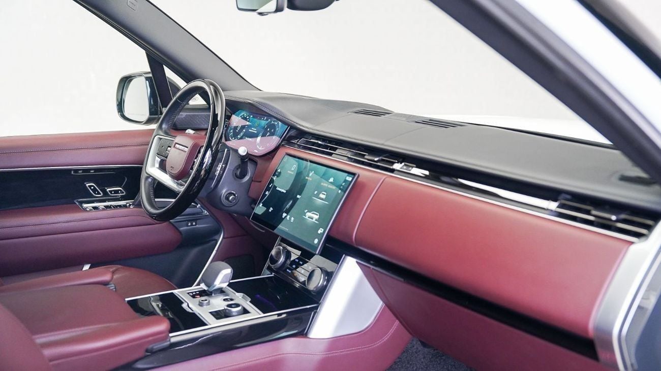 Land Rover Range Rover Autobiography P400 3.0L Special Offer | AED 7,067 PM | 23-inch Alloys, Meridian Signature | P400 Aut