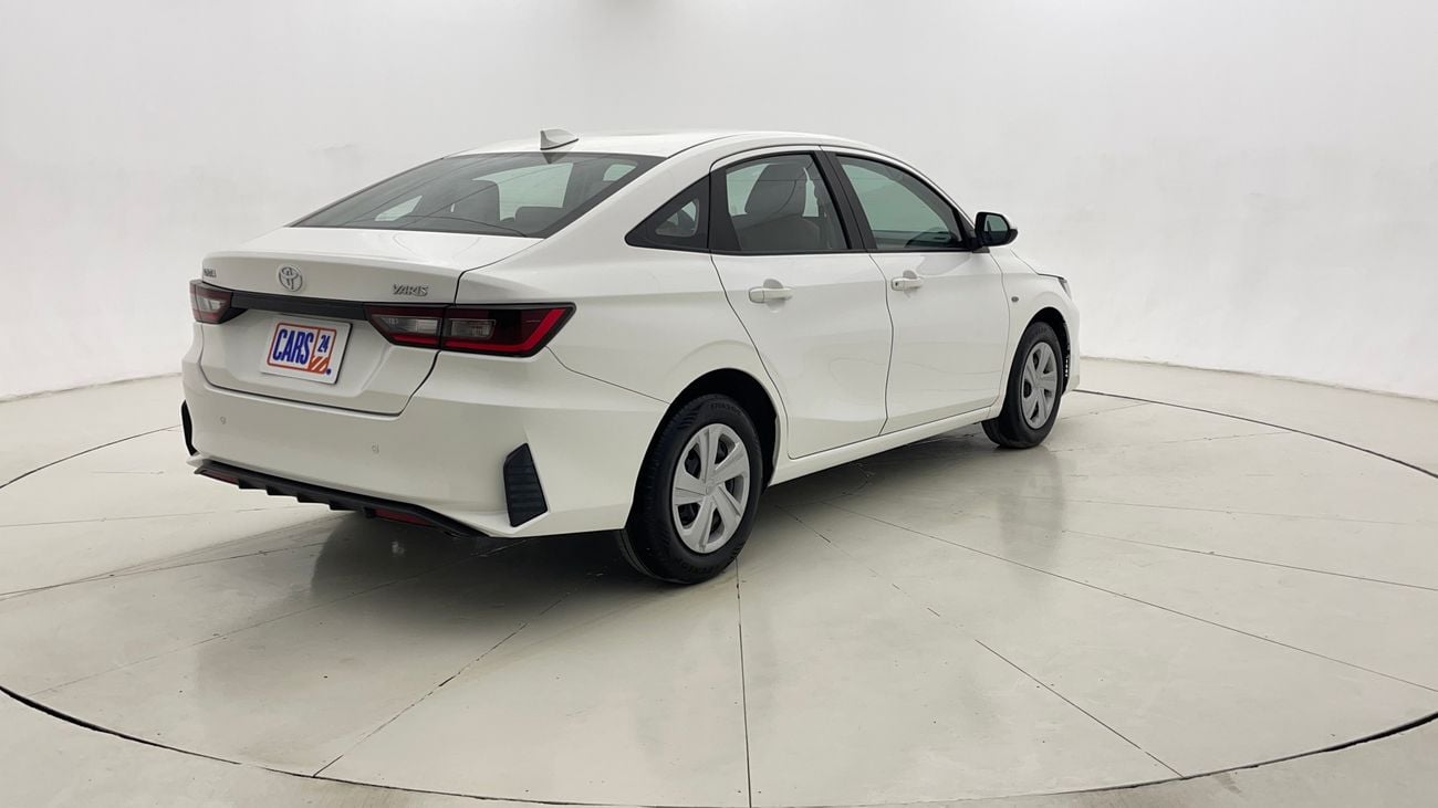 تويوتا يارس E 1.5 | بدون دفعة مقدمة | اختبار القيادة في المنزل