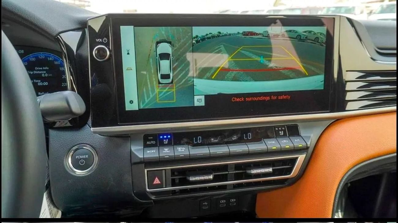 Toyota Camry LUMIERE HEV 2.5L HUBRID GCC SAUDI SPEC