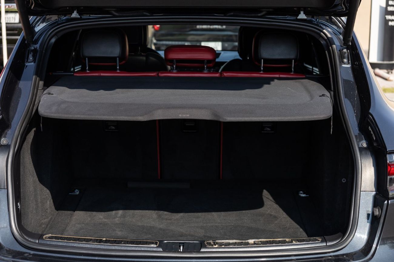 بورش ماكان Std 2.0L (252 HP)