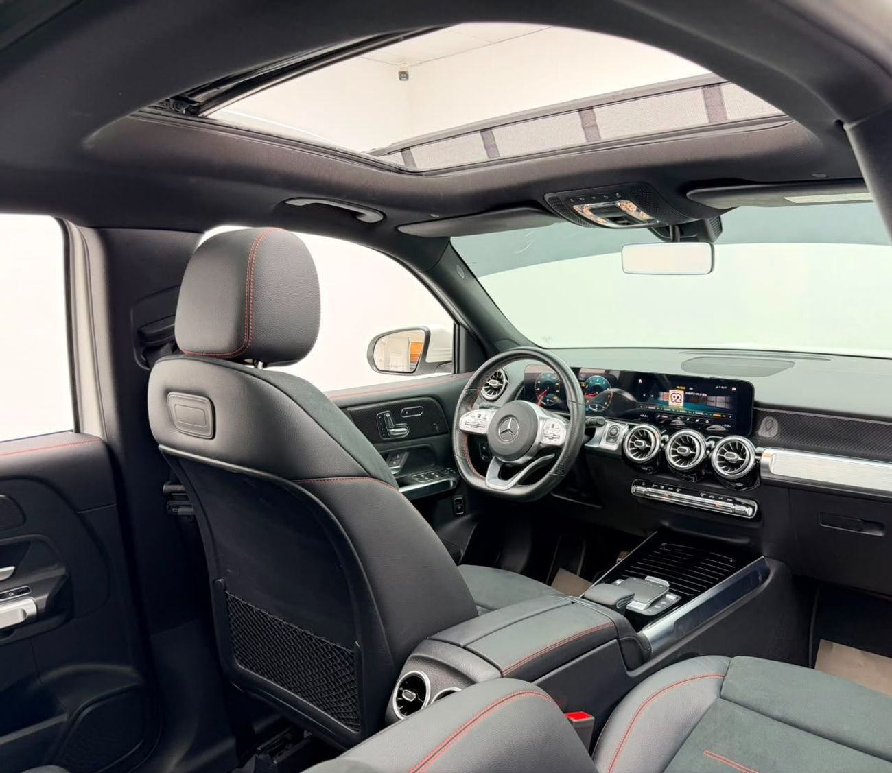 Mercedes Benz GLB250 4MATIC