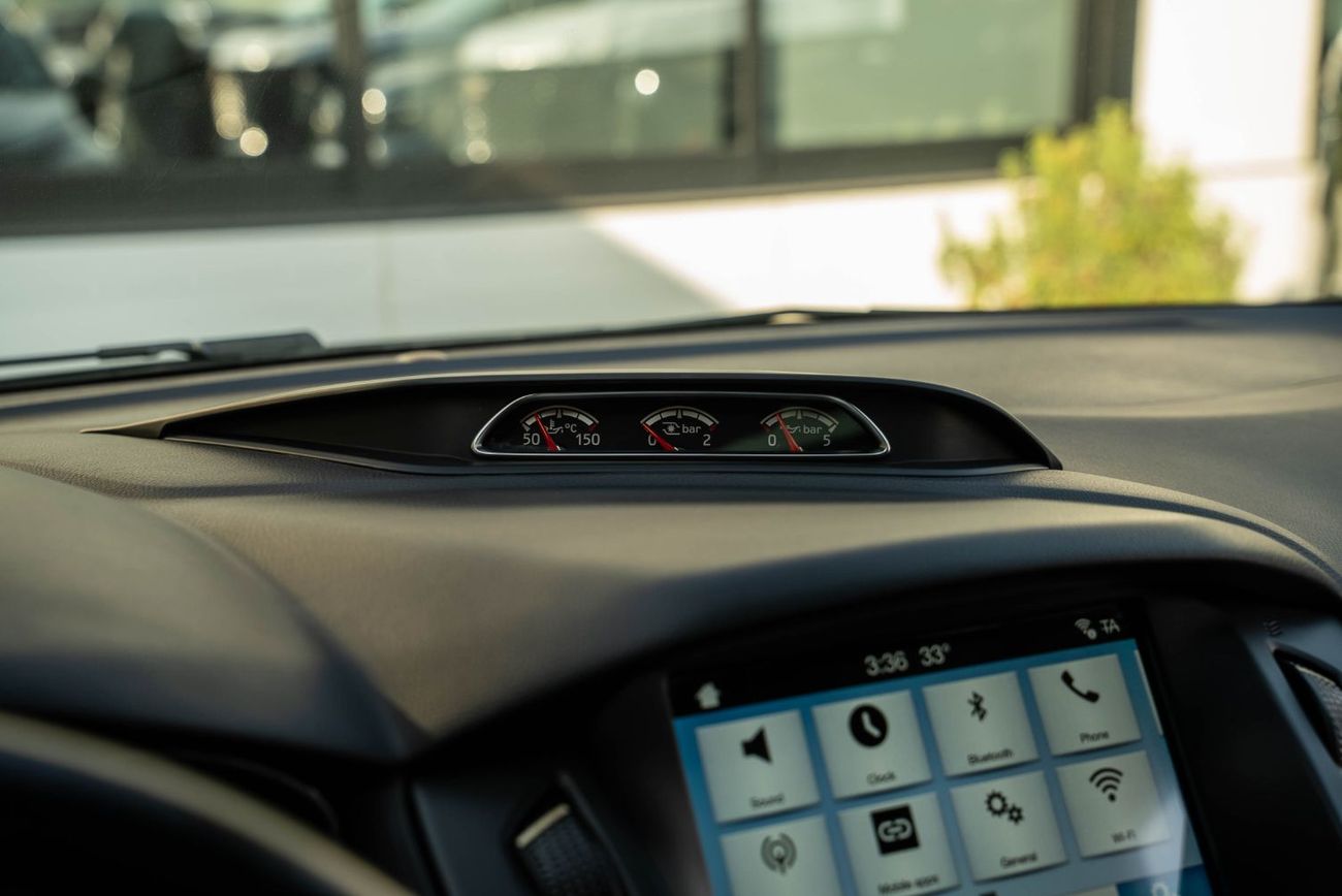 Ford Focus ST 2.0L 2018 Manual Transmission GCC Partial Service History 2.0L Turbo 4 Cylinders