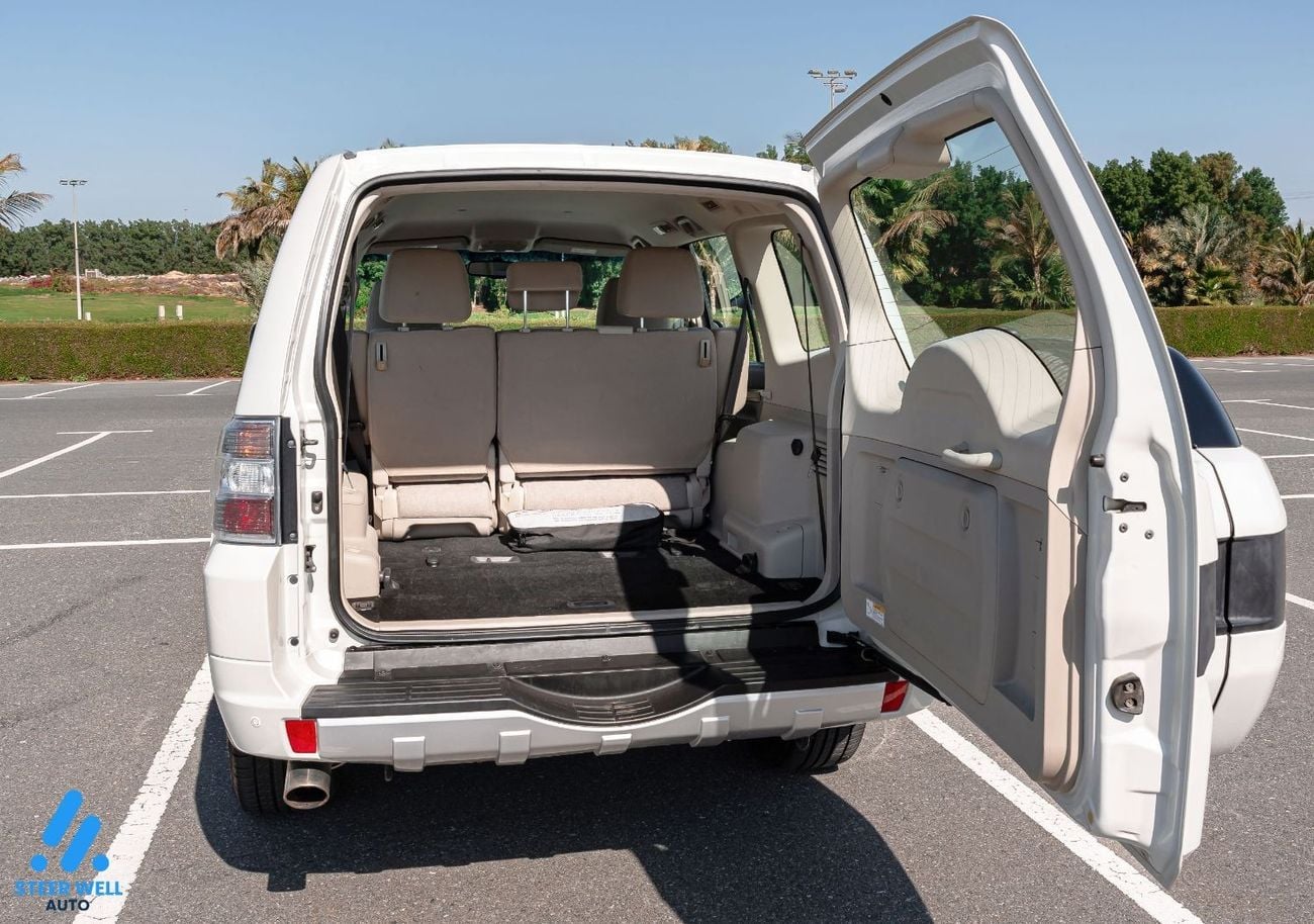 Mitsubishi Pajero GLS 2024 5 Door SUV 3.5L 4WD A/T Petrol / Low Mileage / Ready to Drive / Book now!