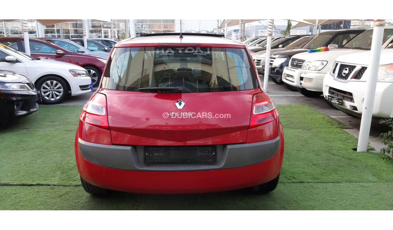 رينو ميجان خليجى - هاتش باك- بانوراما  - بدون حوادث - جلد- رنجات - ريموت كنترول بحالة ممتازة لاتحتاج لاى مصاريف