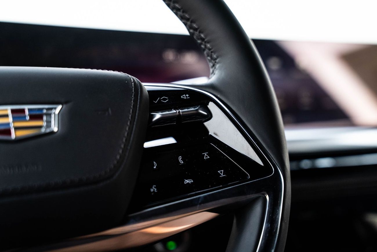 كاديلاك إسكالاد Sport Platinum 6.2L AWD