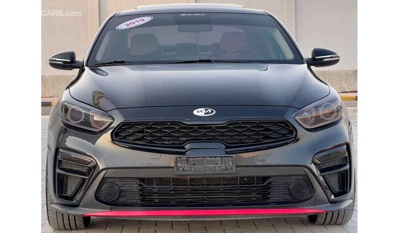 Kia Cerato MPI Top Kia Cerato 2019 GCC in excellent condition, full option, without accidents