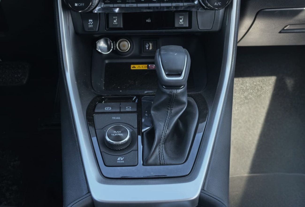 Toyota RAV4 TOYOTA RAV 4 2.5L HYBRID ELECTRIC SEATS 360 CAMERA PANAROMIC SUNROOF