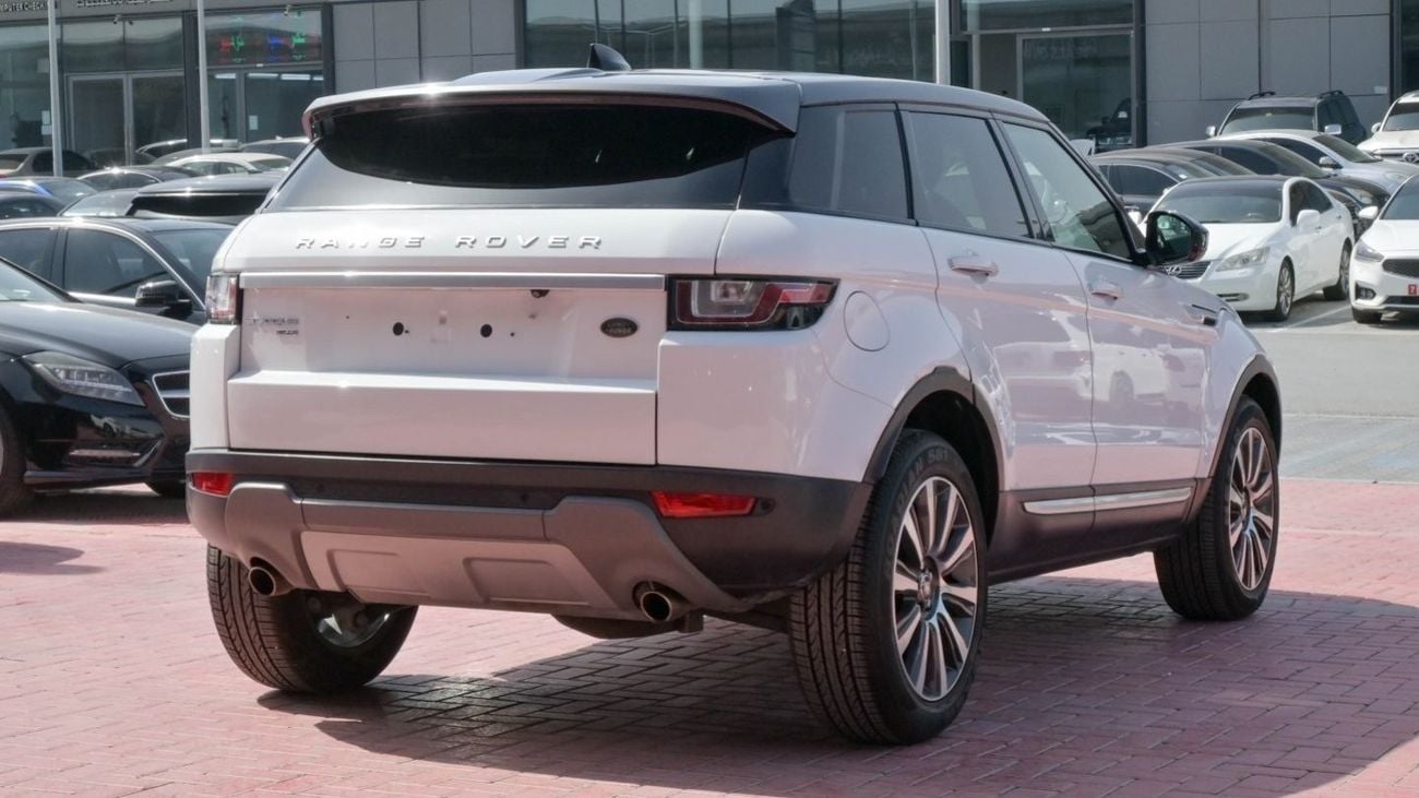 Used Land Rover Range Rover Evoque HSE 2019 for sale in Abu Dhabi 742345