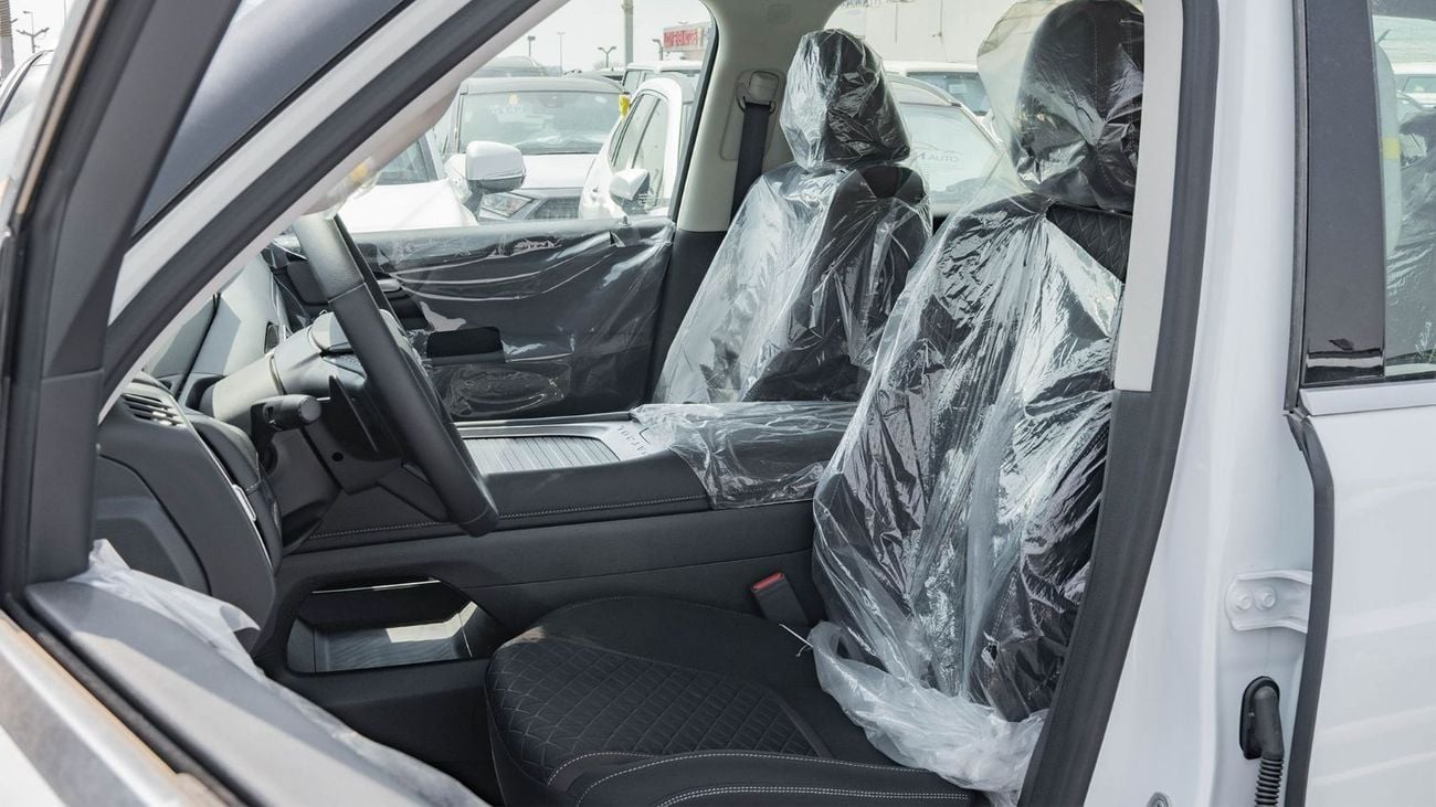 نيسان باترول 2026 Nissan Patrol XE 3.8L AT Petrol (White)