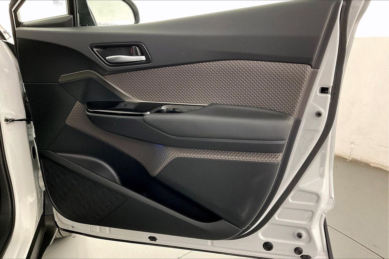 Toyota CHR VX| 1 year free warranty | Exclusive Eid offer