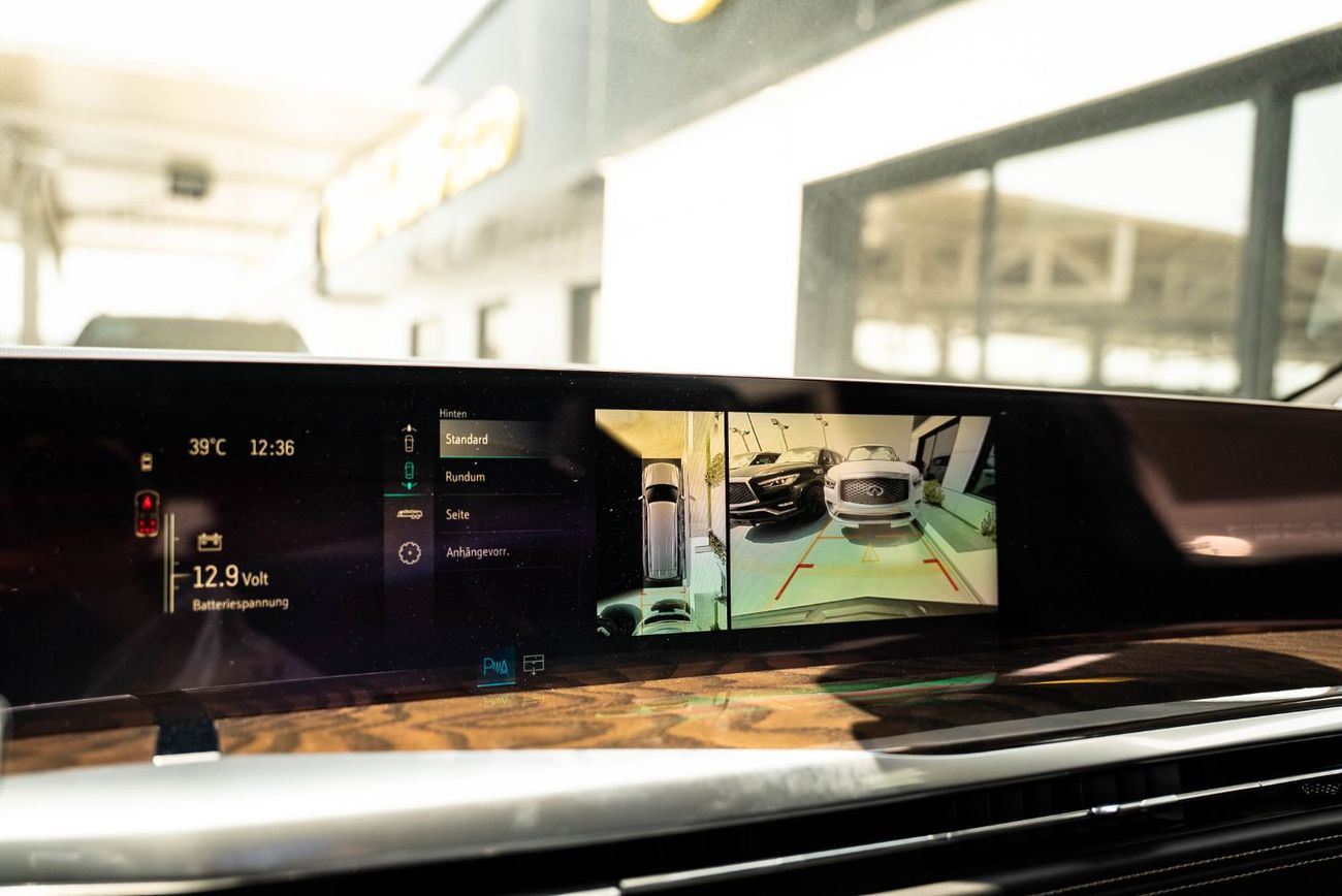 Cadillac Escalade Sport Platinum 6.2L 4WD Sport Platinum Executive 2025 Brand New American Specs 6.2L V8