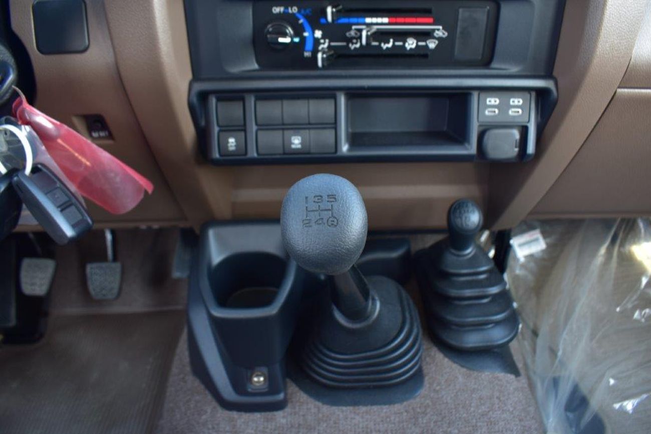Toyota Land Cruiser 70 76 V8 4.5L Manual Transmission