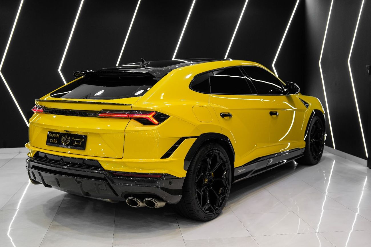 Lamborghini Urus 4.0T V8 Performante Arkapovic Exhaust, Carbon Fiber Package, Lamborghini Warr + Serv!