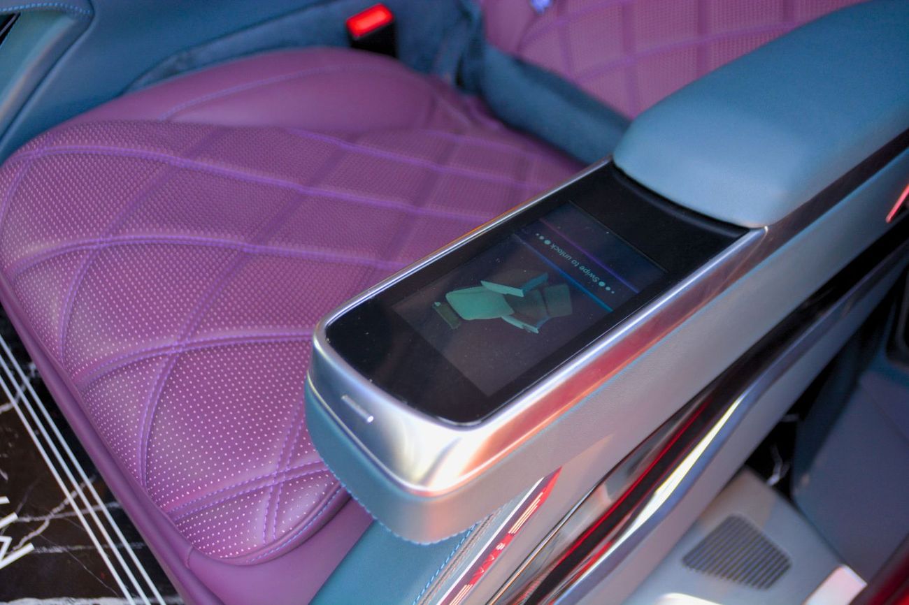 مرسيدس مايباخ V كلاس مايباخ 2025 مرسيدس VS680L مايباخ ايديشين | قمة الفخامة - 7 مقاعد VIP | جديدة كلياً