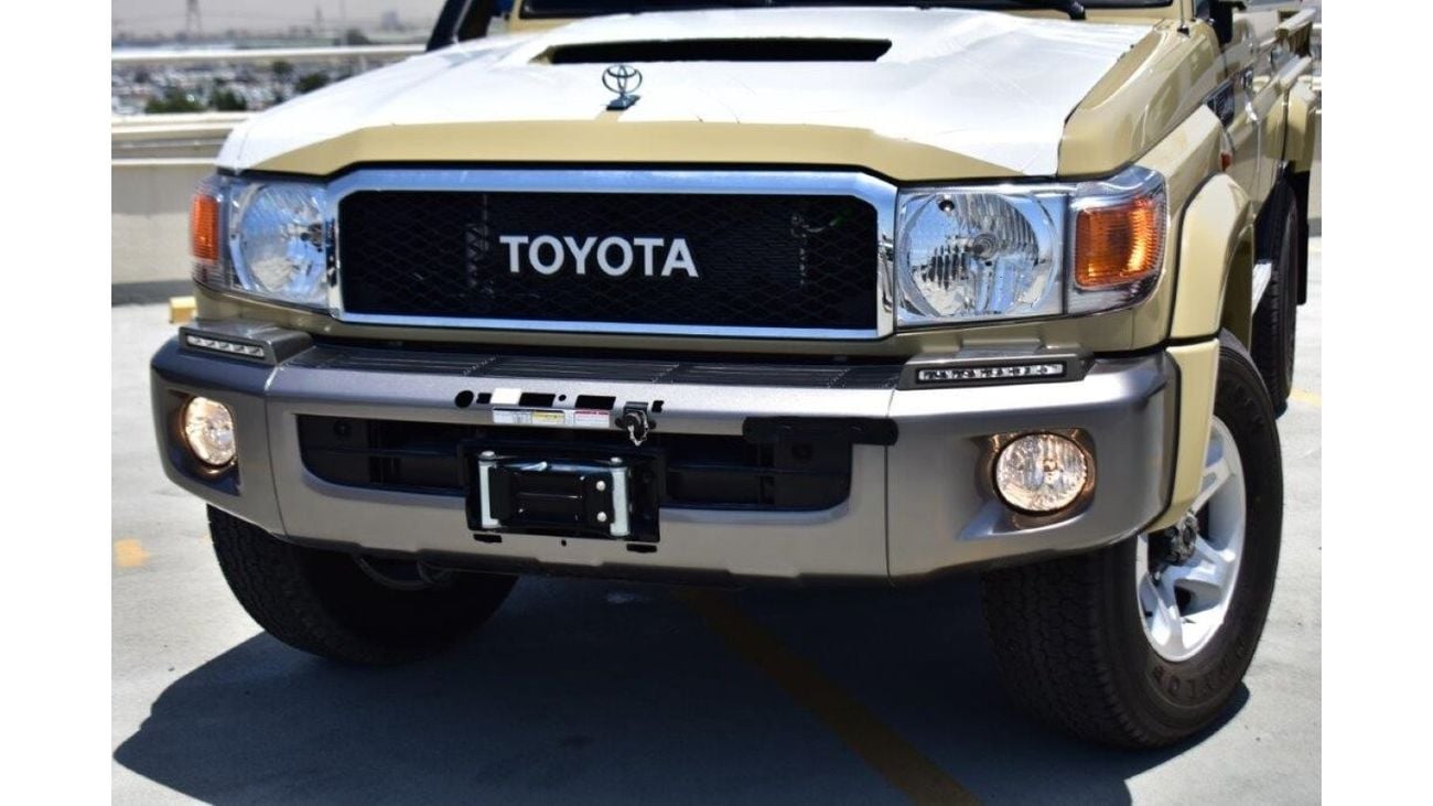 Toyota Land Cruiser Pick Up 79 Double Cab Limited