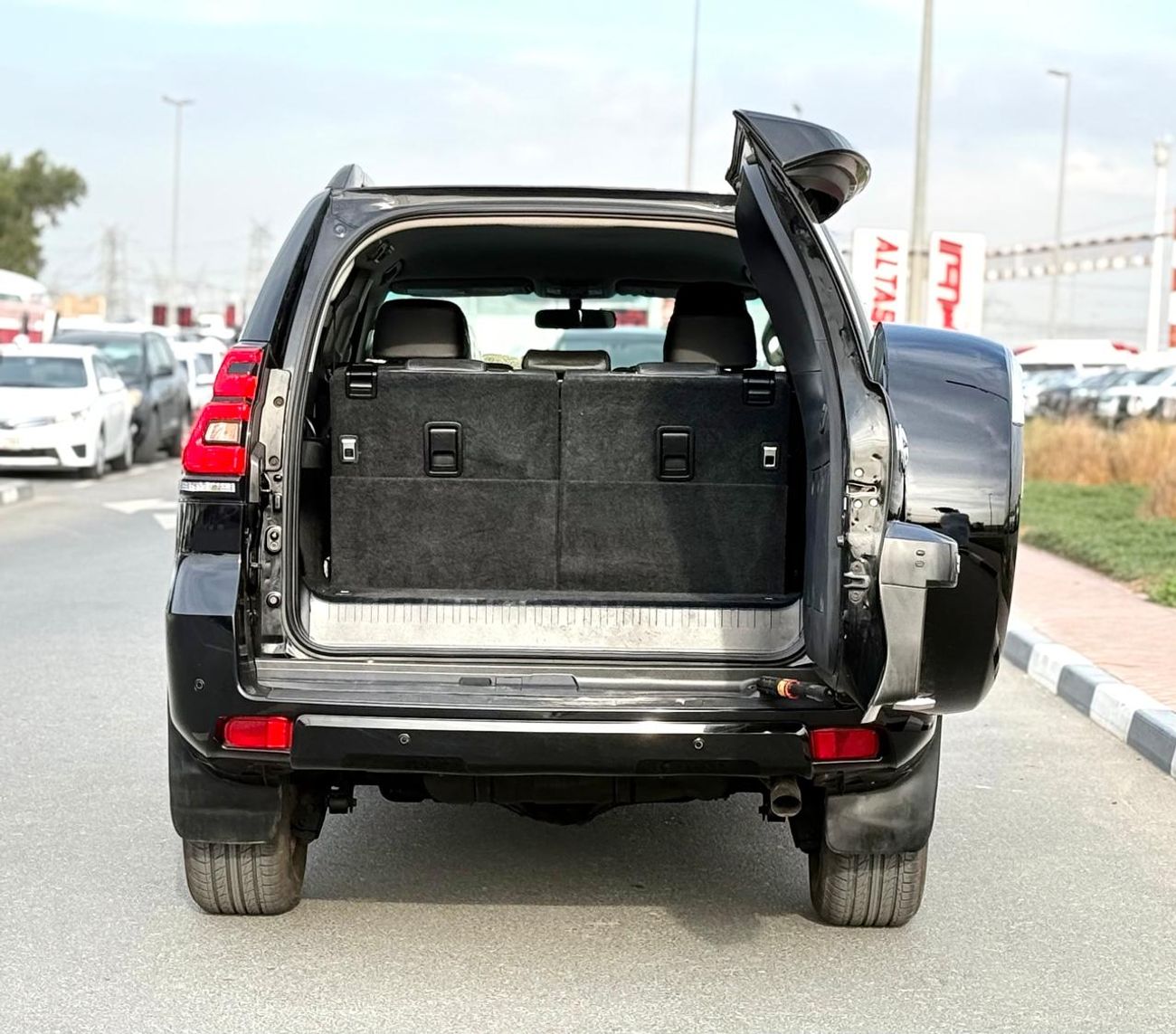 تويوتا برادو Toyota prado 2016model Modified 2022MODEL.8 diesel automatic colour Black Transmission Automatic Int