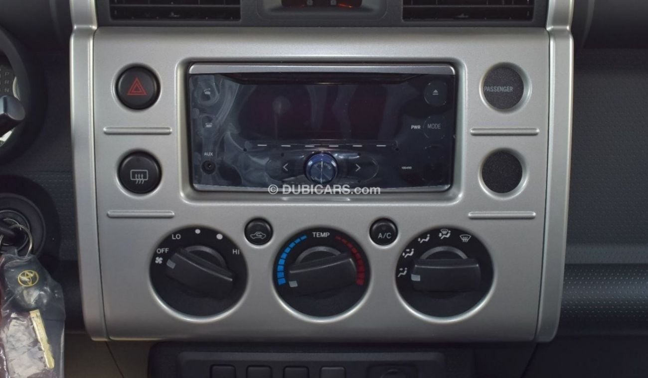 Toyota FJ Cruiser TOYOTA FJ CRUISER 4.0L V6 2023