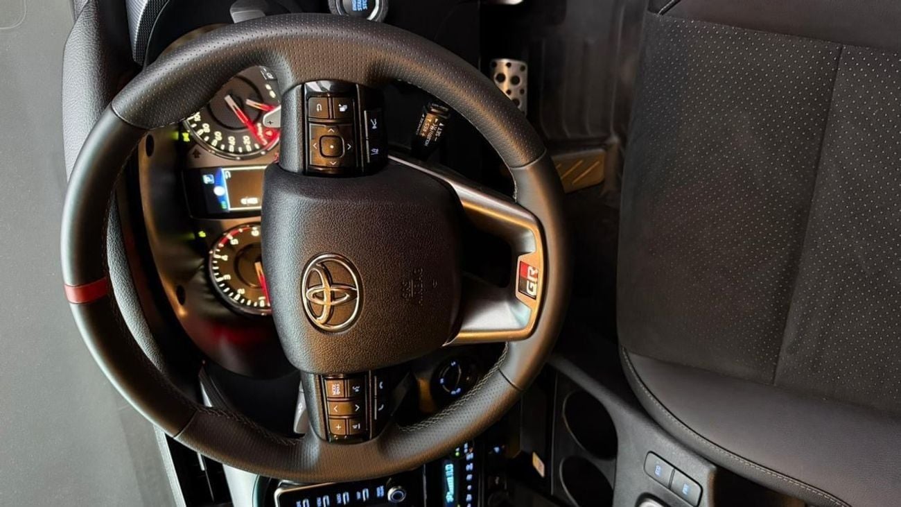 Toyota Hilux GR Sport 2.8L