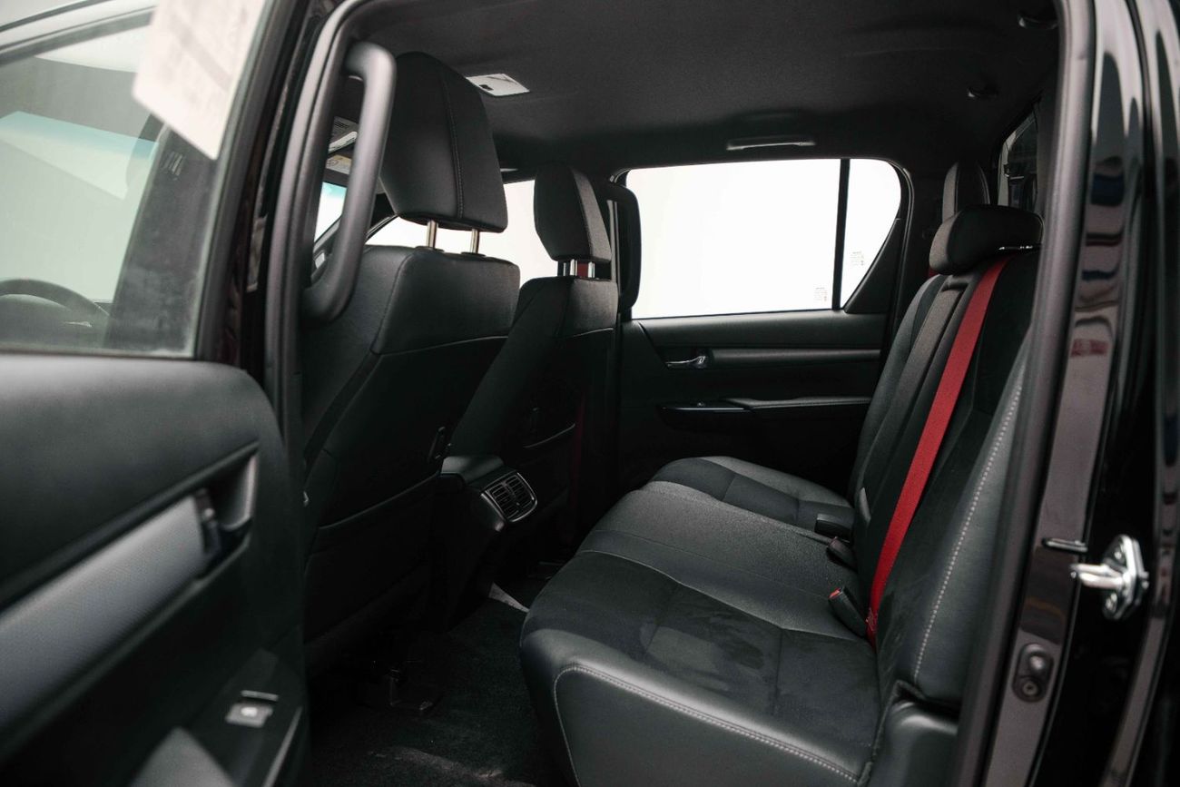 تويوتا هيلوكس GR-Sport 4.0L - Attitude Black Inside Black | Export Only