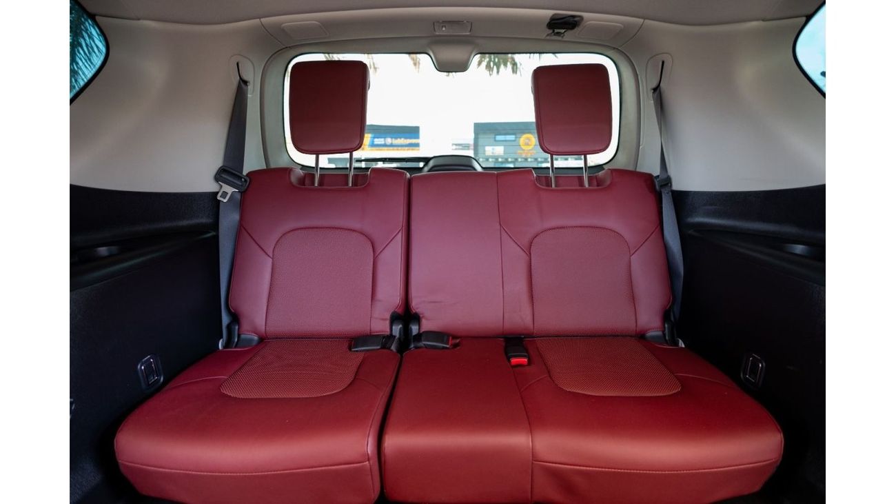 Nissan Patrol Nissan Patrol Platinum 2024 GCC under Agency Warranty and Service Contract with Flexible Down-Paymen