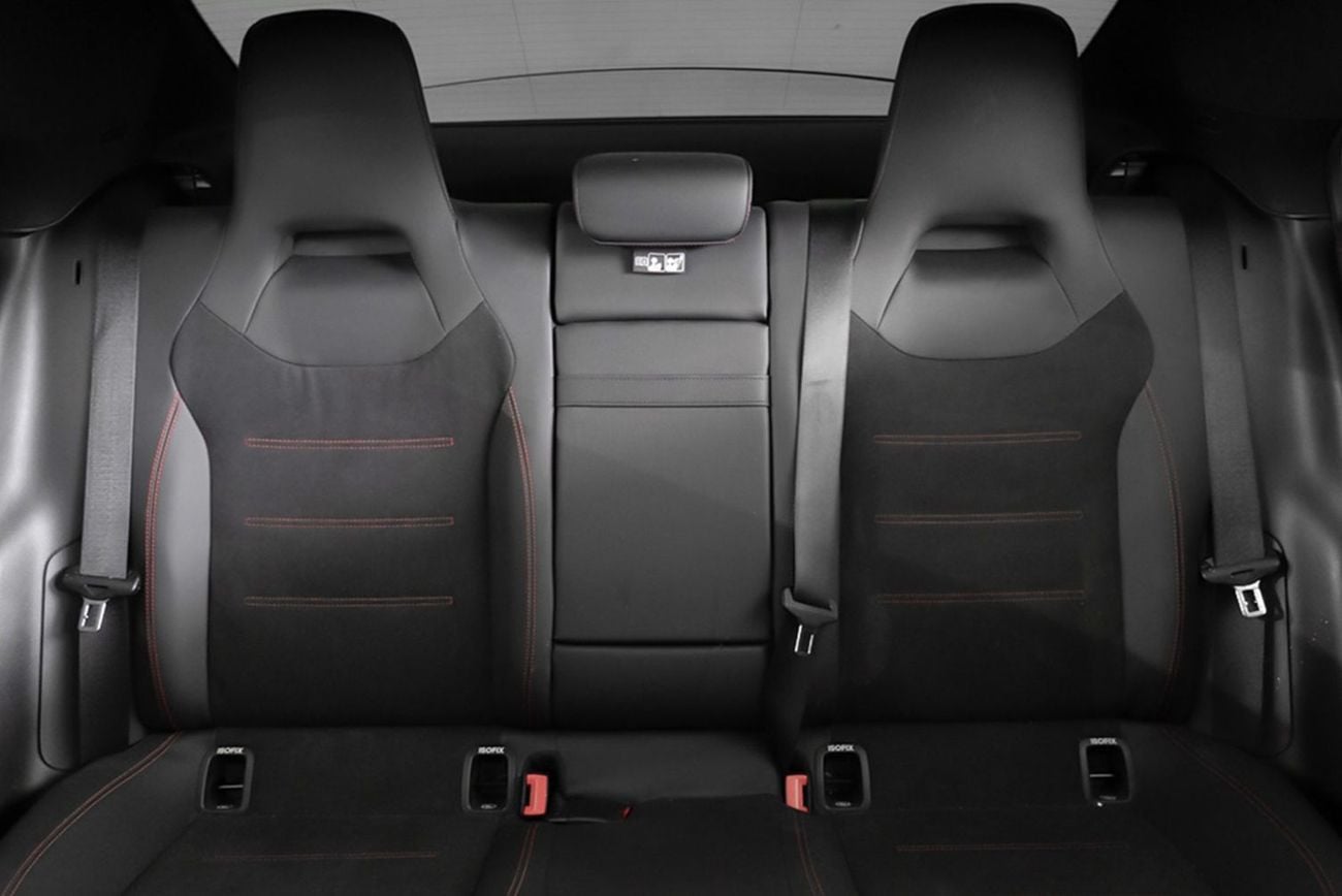 Mercedes Benz CLA250 4MATIC