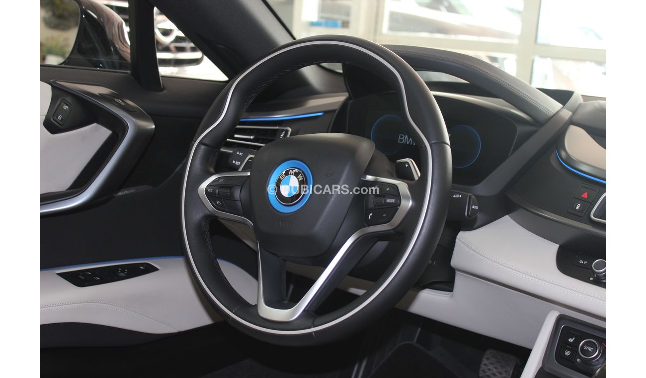 بي أم دبليو i8 (2015) BMW I8 (Inclusive VAT)