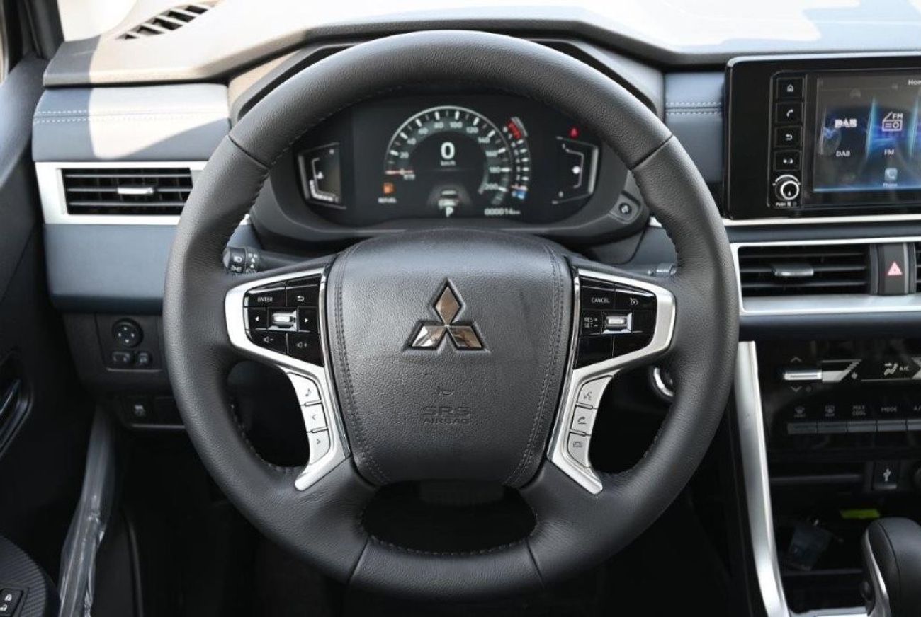 Mitsubishi Xpander 2025 MITSUBISHI XPANDER CROSS 1.5L PETROL  4X2 AT