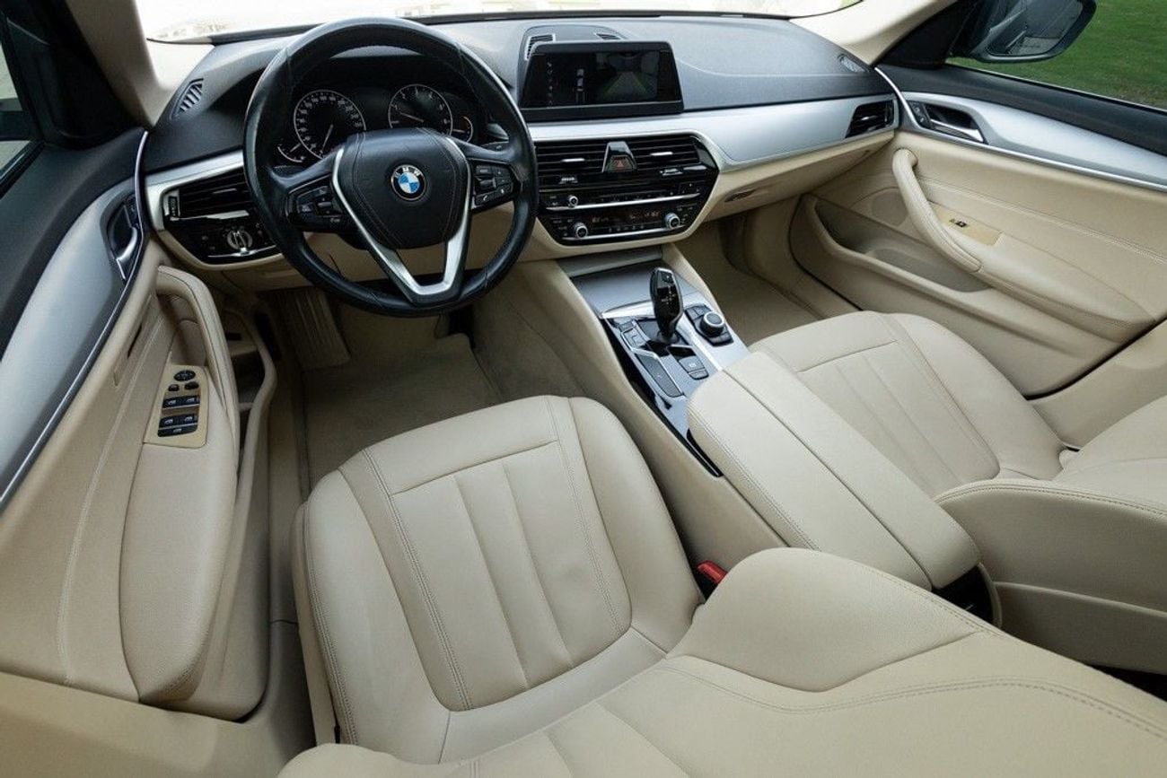 BMW 520i TARGA 4S BMW 5 Series 520 2019 GCC specs for 1,171.00 AED monthly