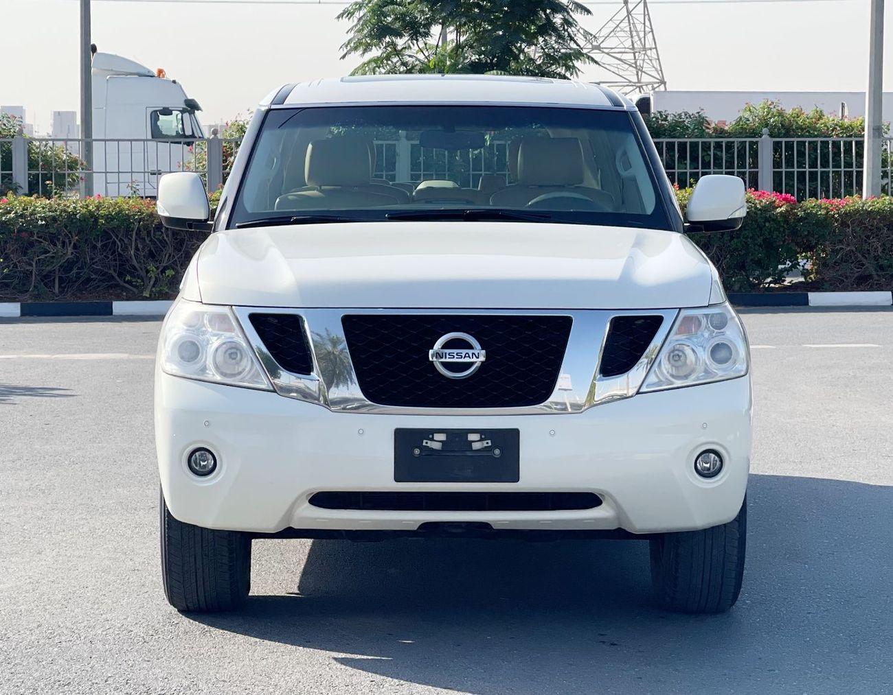 Nissan Patrol SE T1 5.6L AW Rostamani