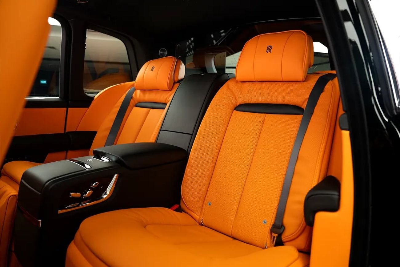 Rolls Royce Cullinan ROLLS ROYCE | CULLINAN SERIES 2 | SILVER BADGE | 2026MY BRAND NEW STD