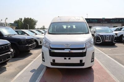 Toyota Hiace DLS -High Roof Commuter 2.8L M/T