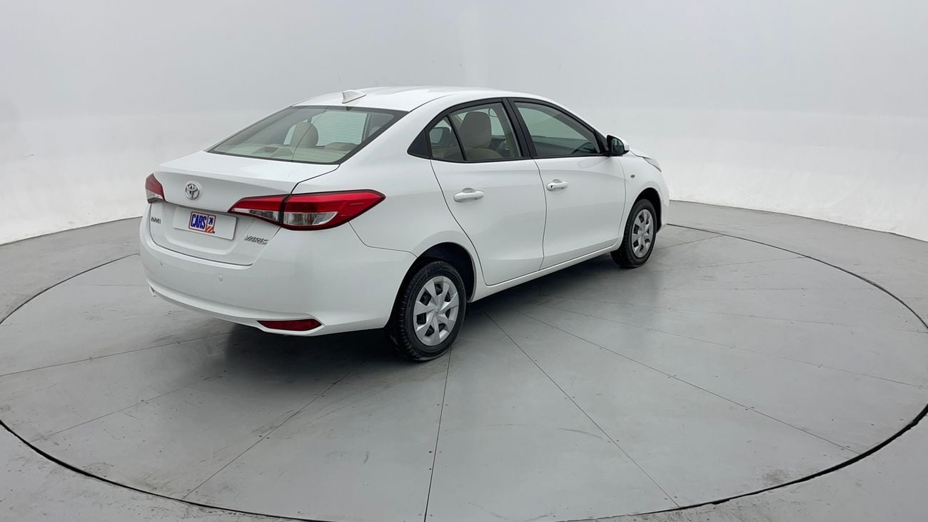 تويوتا يارس SE 1.5 | بدون دفعة مقدمة | اختبار قيادة مجاني للمنزل